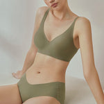 Load image into Gallery viewer, Fleur Seamless Bra & Bottom Set
